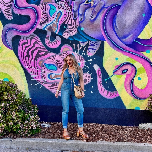 Denim halter jumpsuit - Picture 2 of 5